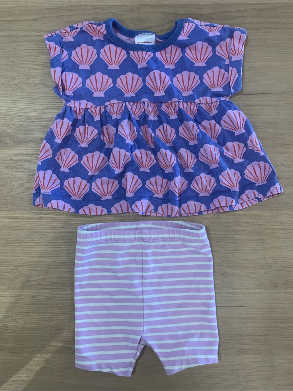 Hanna Andersson *100% cotton* Baby Tunic Top & Shorts Set clamshell